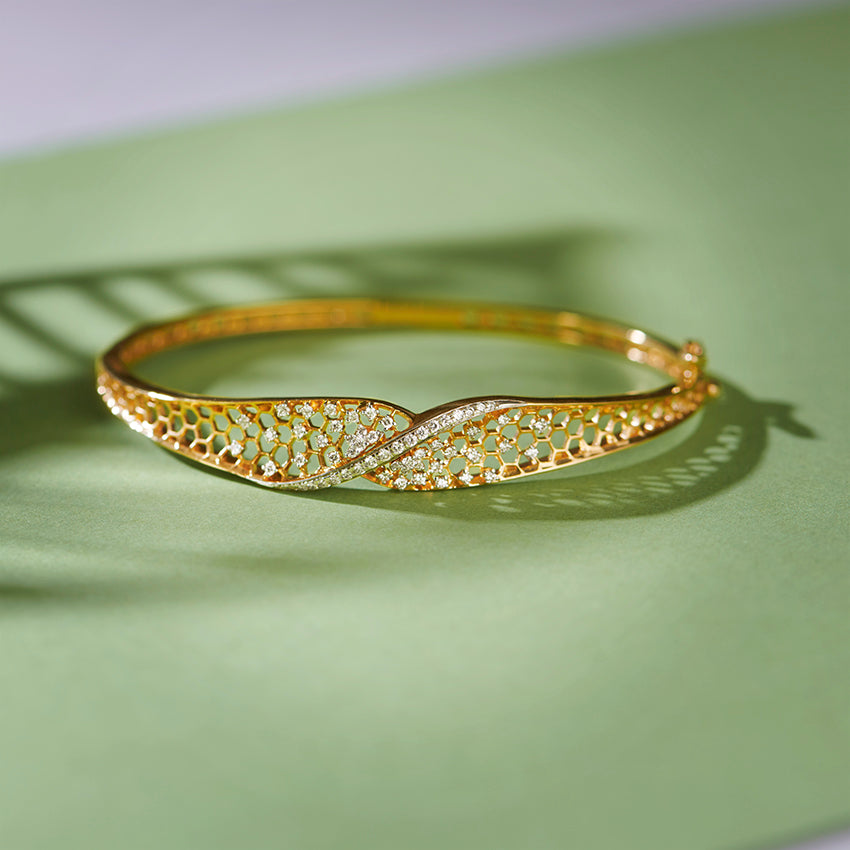 Atara Twist Sparked Diamond Bracelet