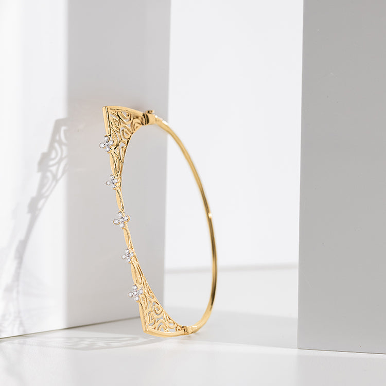 Dazzling Dynasty Diamond Bracelet