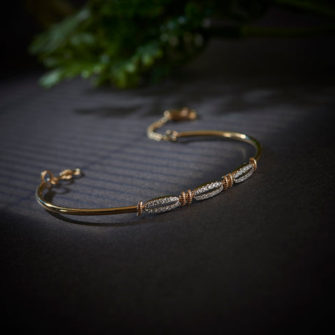 Oleviana Diamond Bracelet