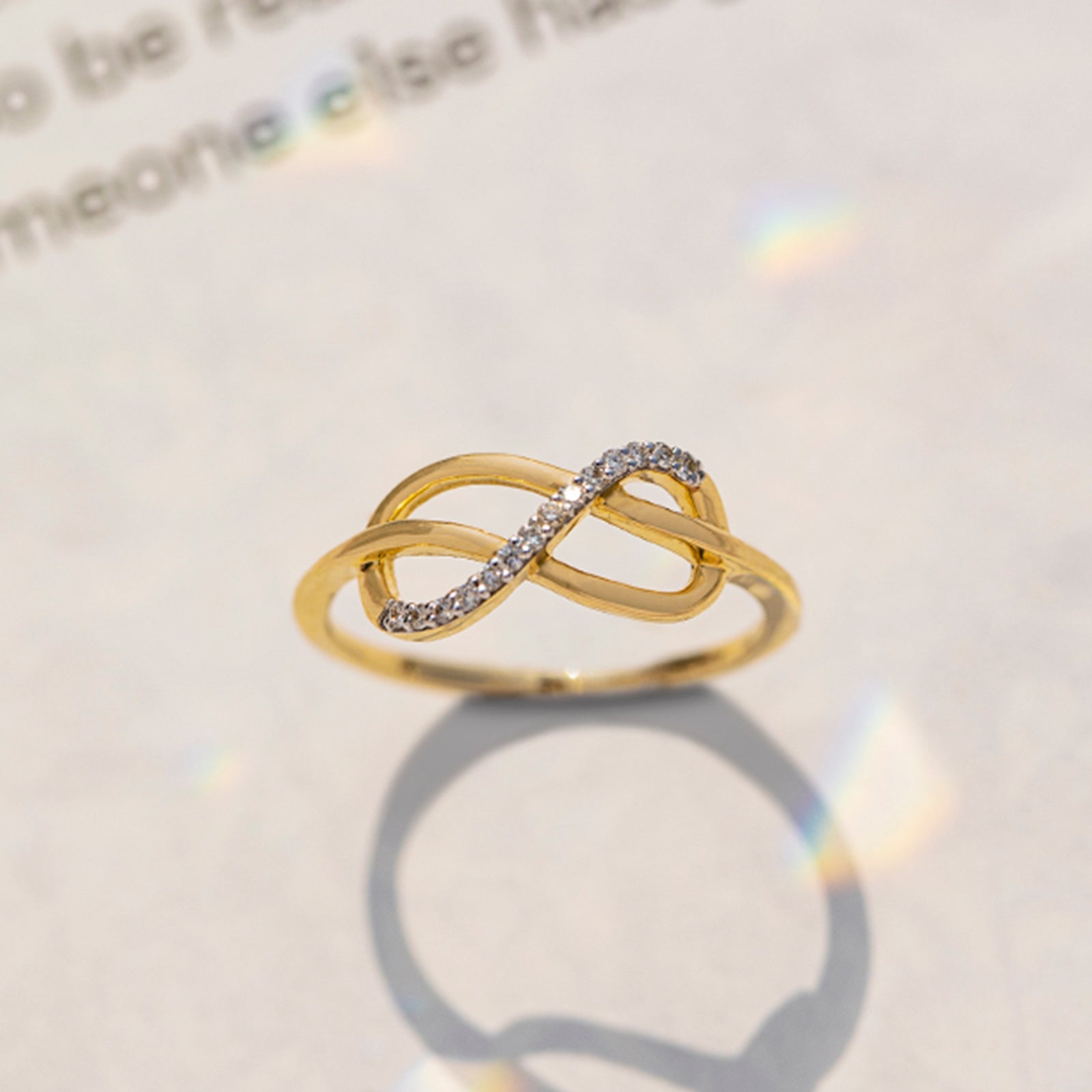Alley Twine Infinity Diamond Ring