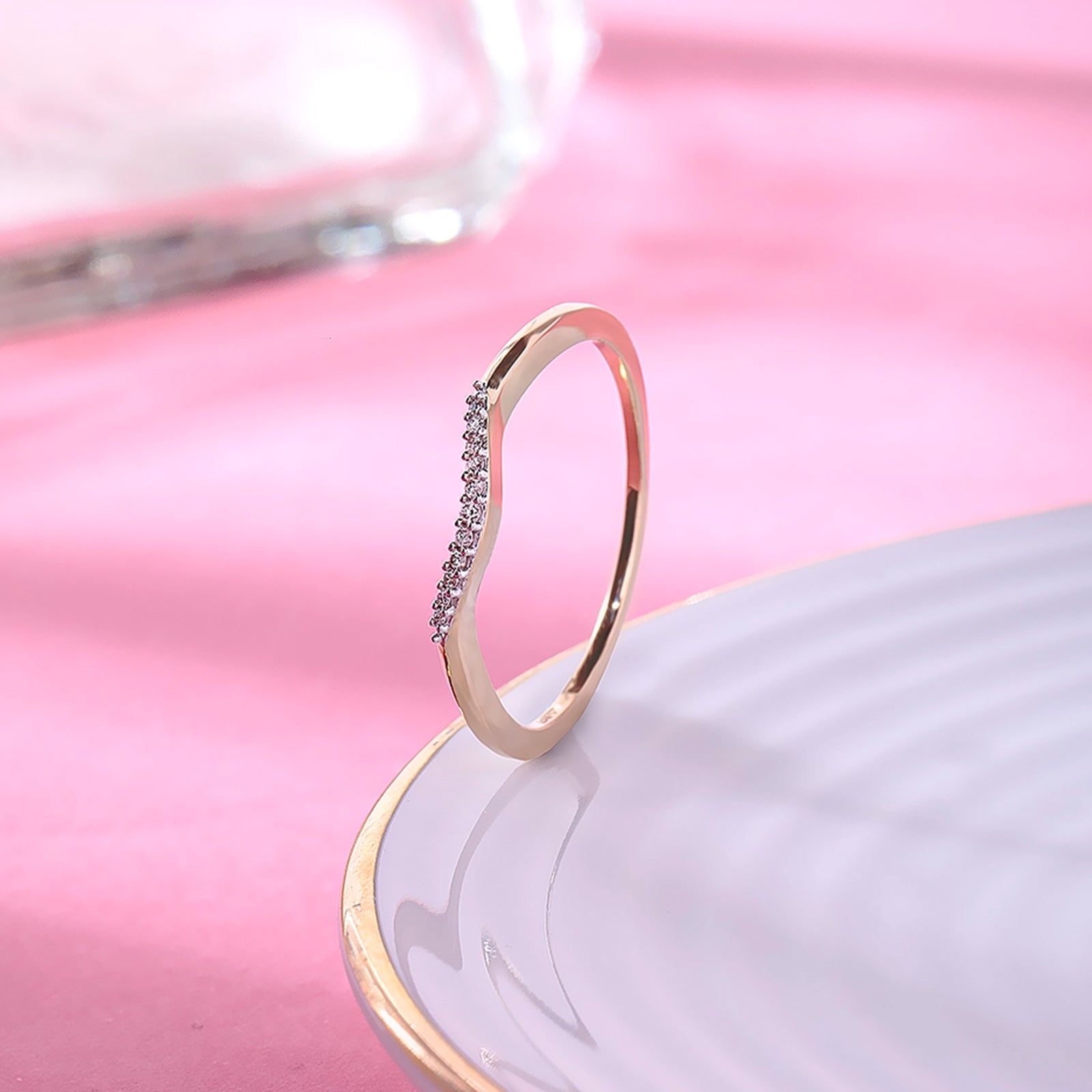Ella Wavy Diamond Ring
