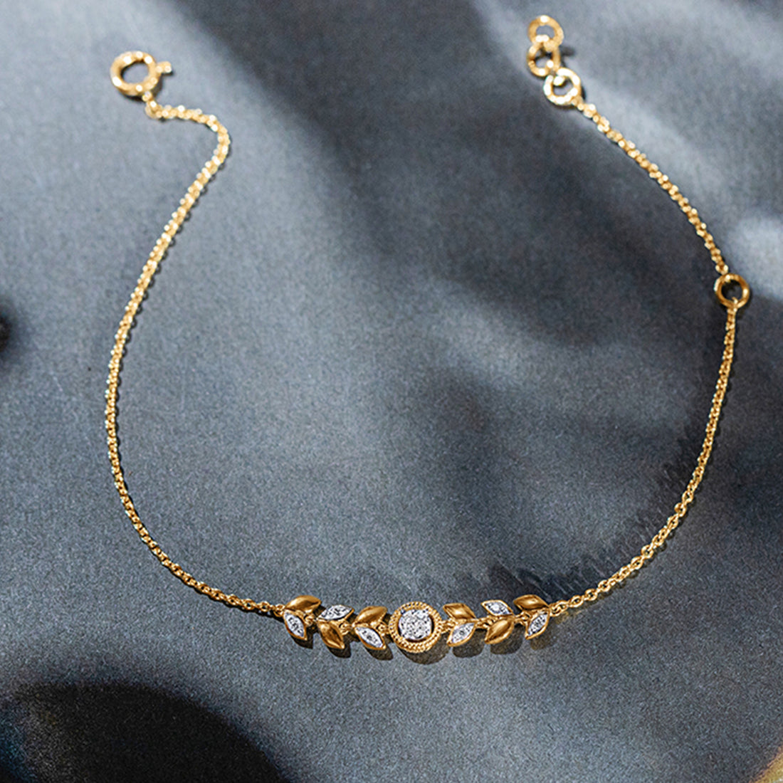 Wondrous Leafy Diamond Bracelet