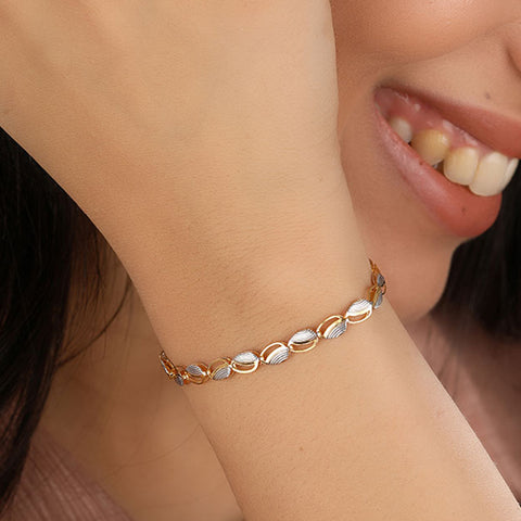 Irune Leaf 22KT Gold Bracelet