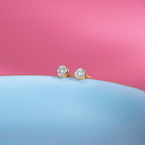 Radiance Classic Diamond Stud Earrings