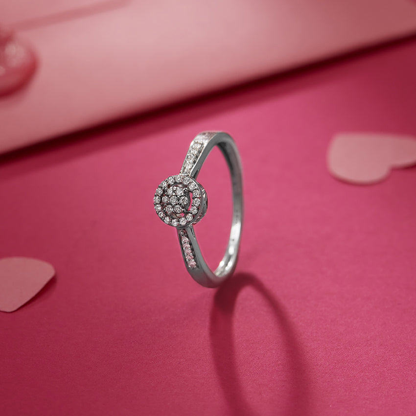 Isabella Halo Diamond Ring