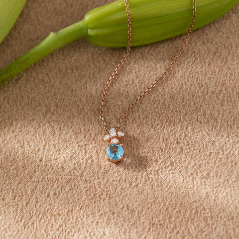 Liz Sparkle Gemstone Necklace