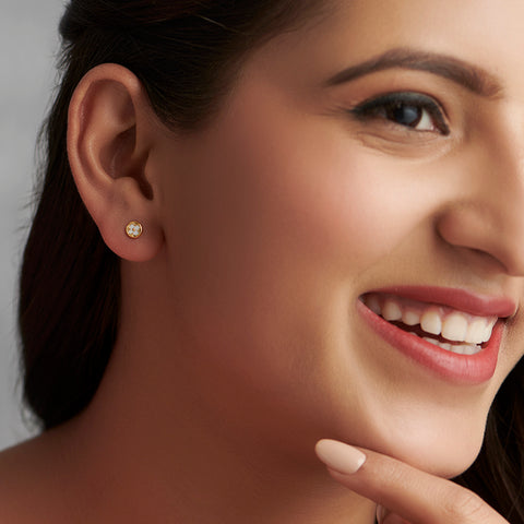 Flower in Round Earring