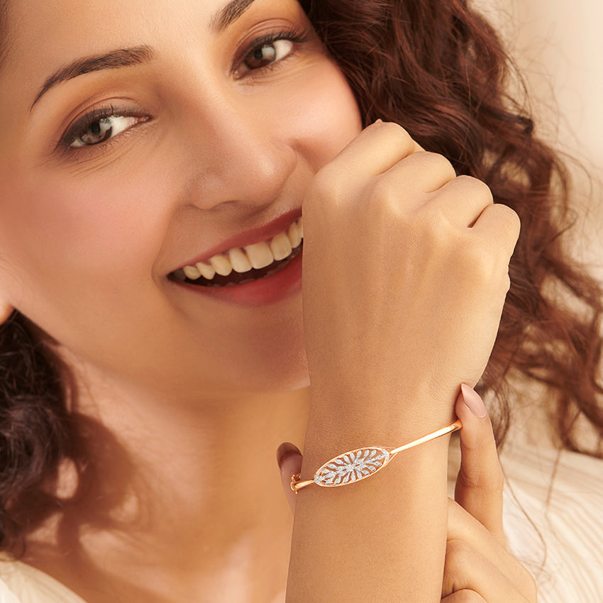 Radiant Roots Diamond Oval Bracelet