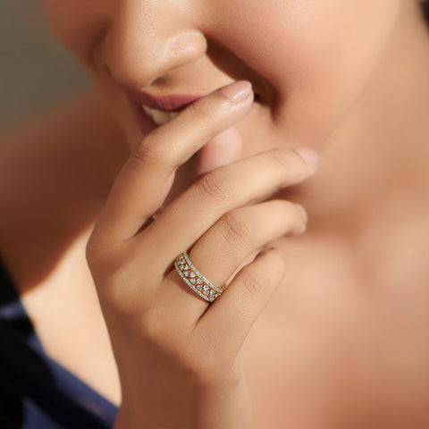 Linear Diamond Band