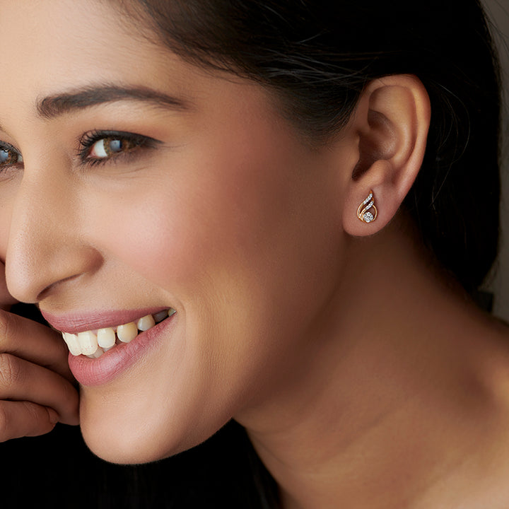 Delicate Dewdrop Diamond Stud Earrings