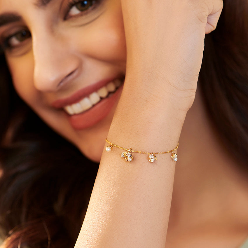 Pearly Dangle Diamond Bracelet