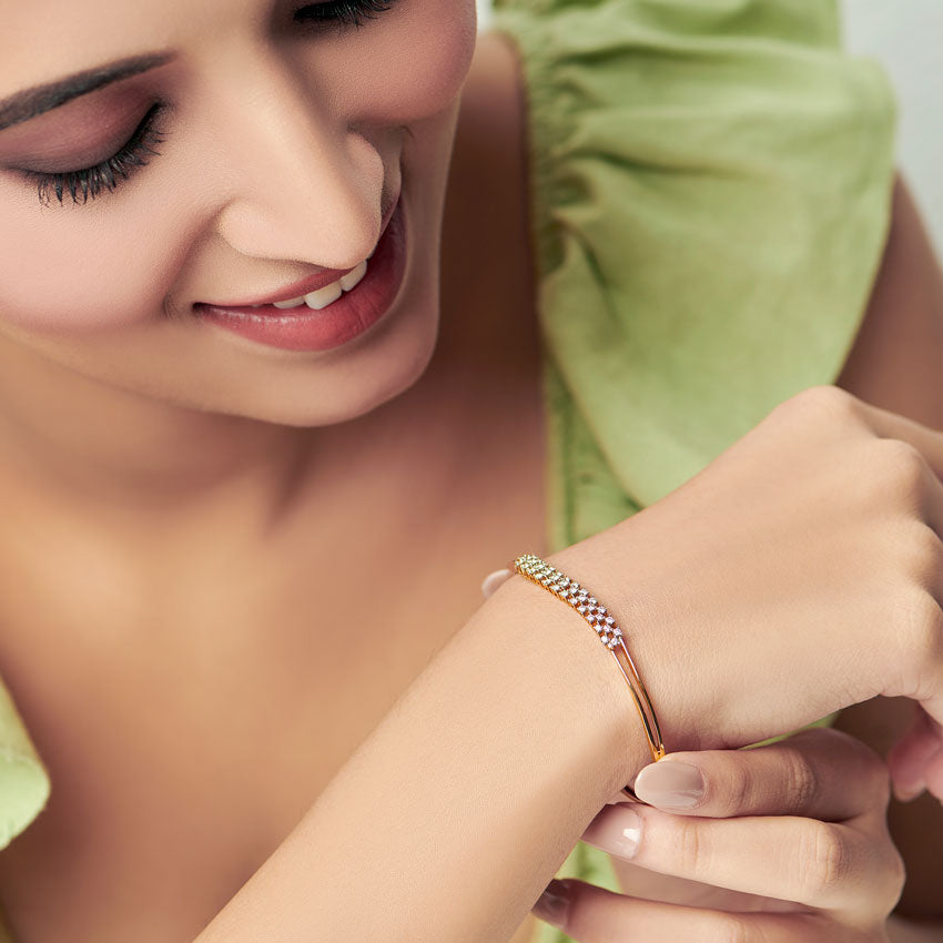 Flexure Diamond Bracelet