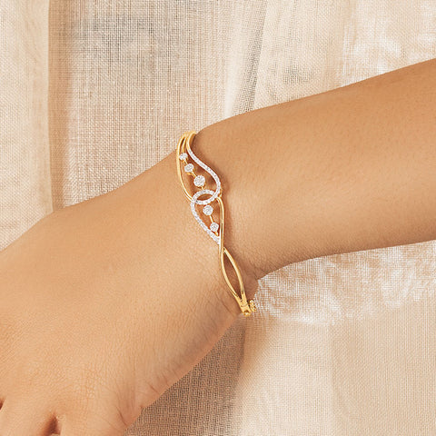 Graceful Glisten Diamond Bracelet