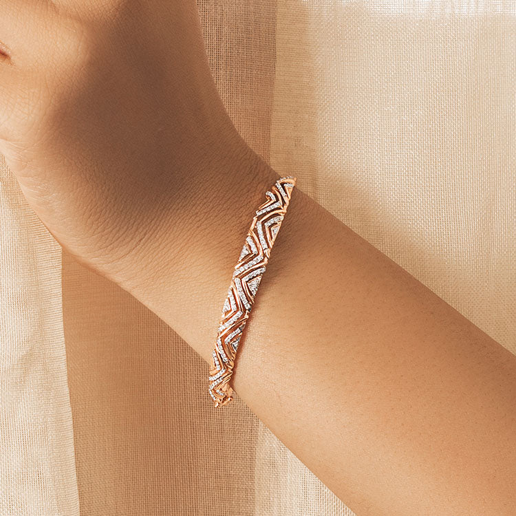 Sparkling Zigzag Diamond Bracelet