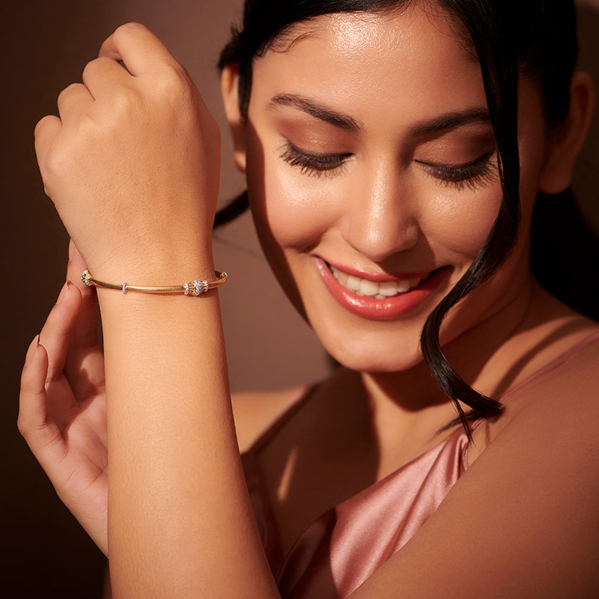 Rahi Diamond Bangle