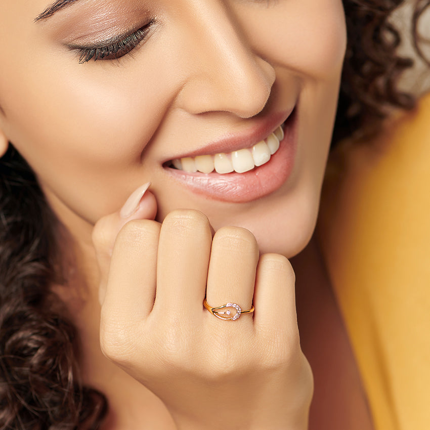 Sleek Paisley Diamond Ring