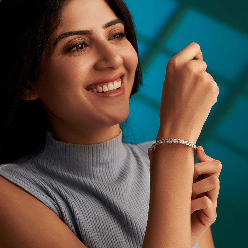 Linear Orb Diamond Bracelet