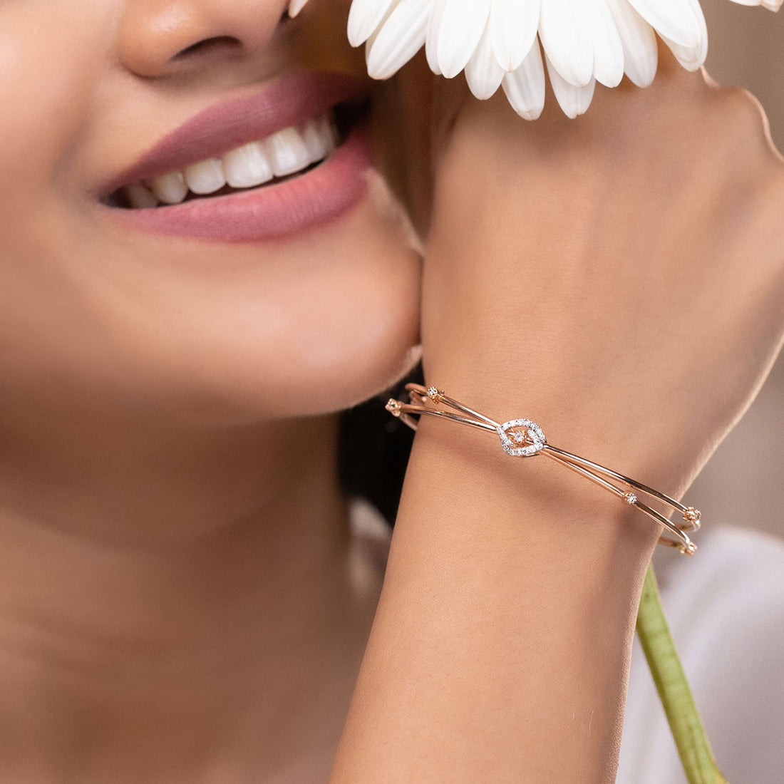 Janaki Twisted Diamond Bangle