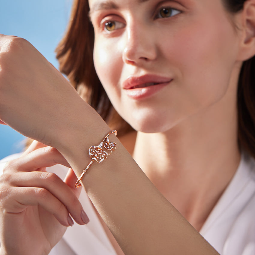 Luminous Stardust Diamond Bracelet