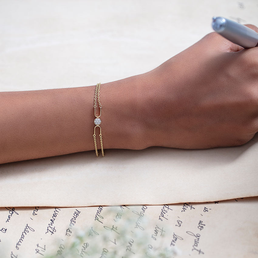 Elia Hug Diamond Bracelet