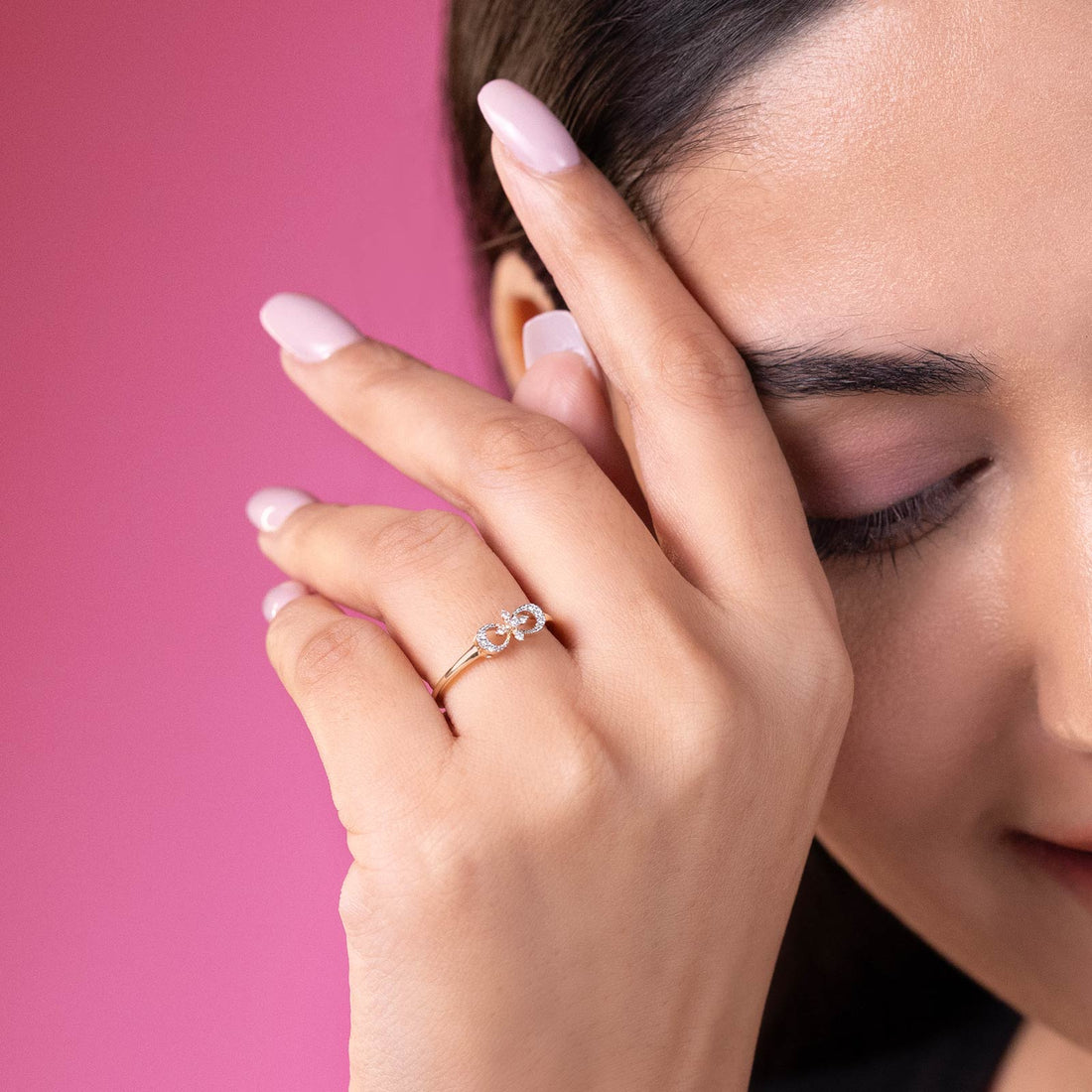 Elegant Floret Diamond Ring