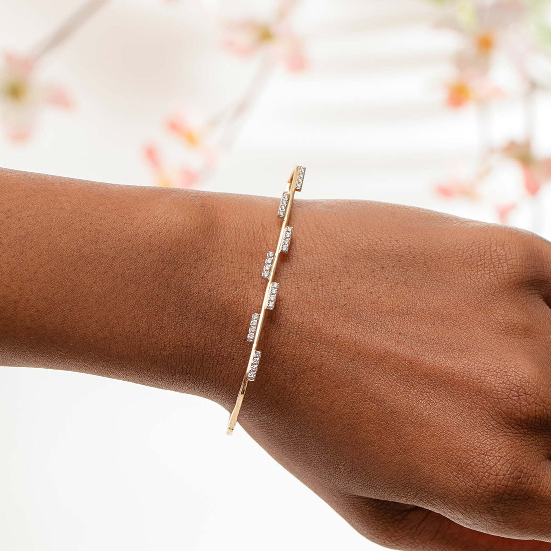 Zigzag Cascade Diamond Oval Bracelet