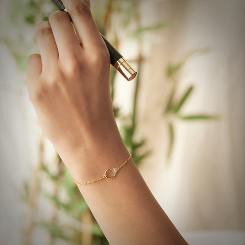 Pretty Classic Diamond Bracelet