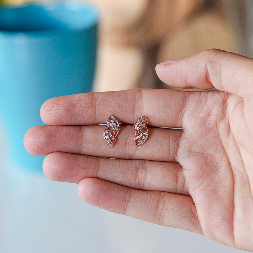 Ellie Wave Diamond Stud Earrings