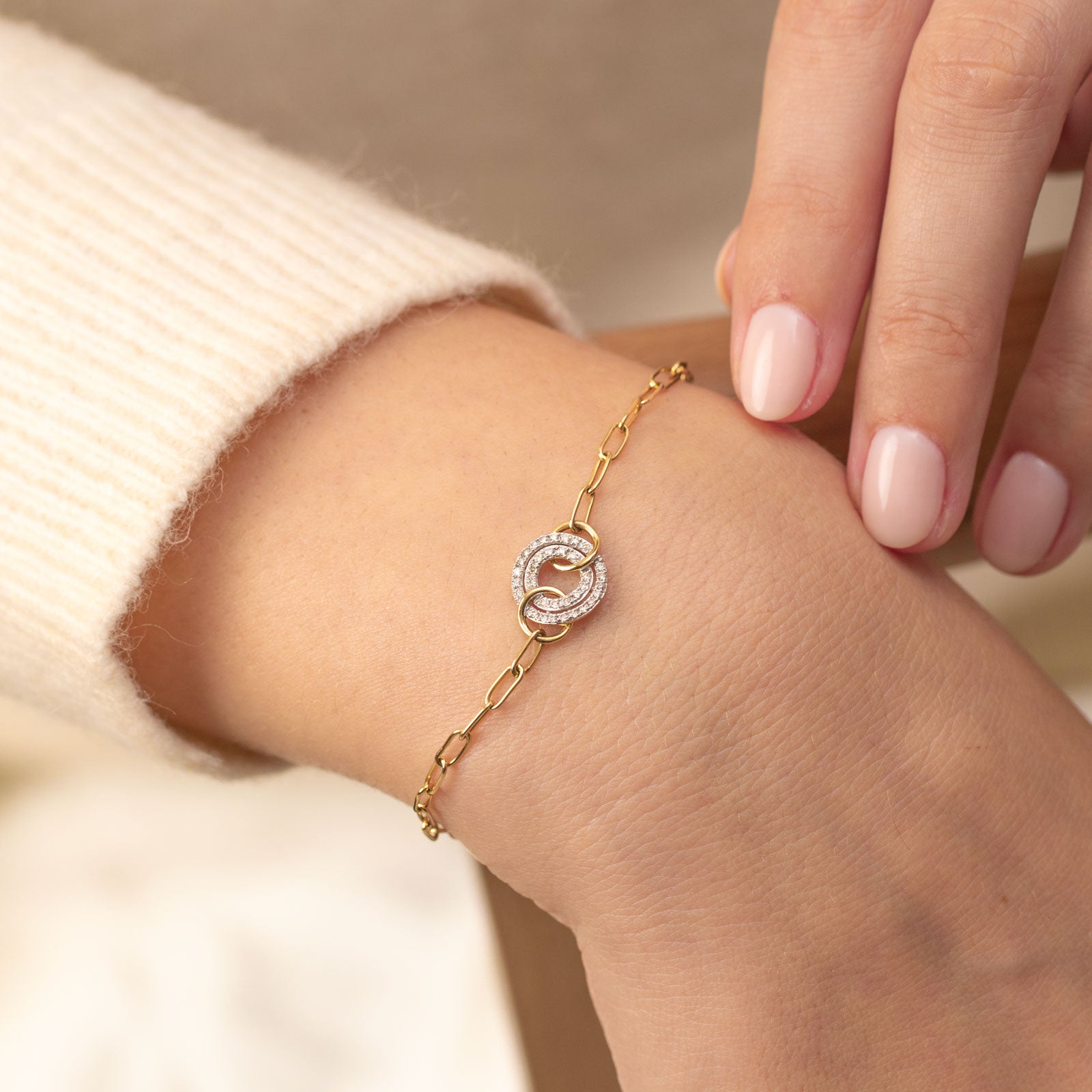 Entwined Links Diamond Bracelet