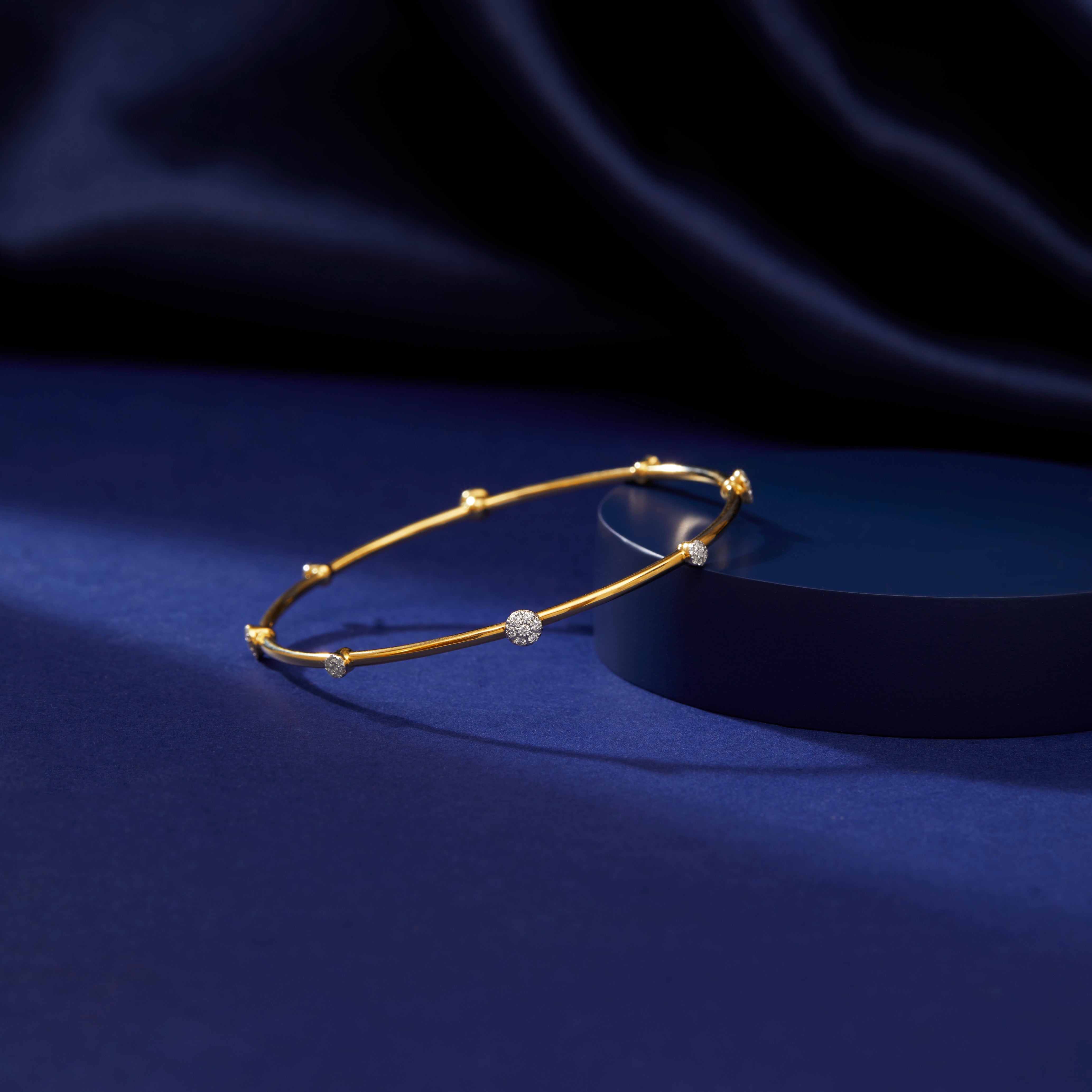 Sparkling Orb Diamond Bangle