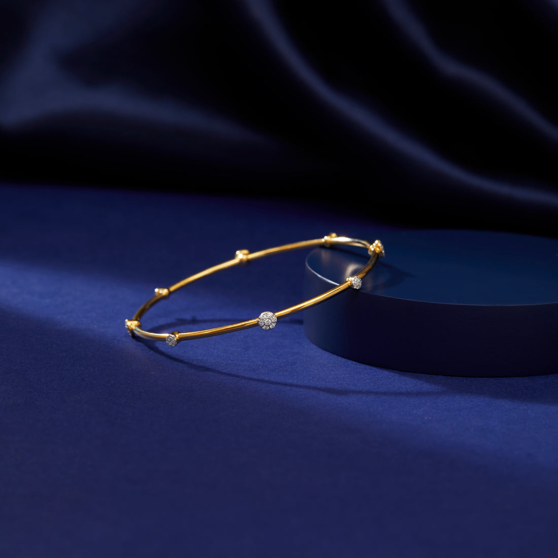 Sparkling Orb Diamond Bangle