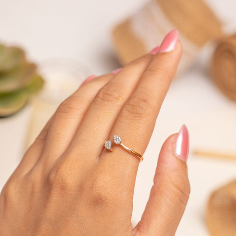 Twin Leaves Open Diamond Ring