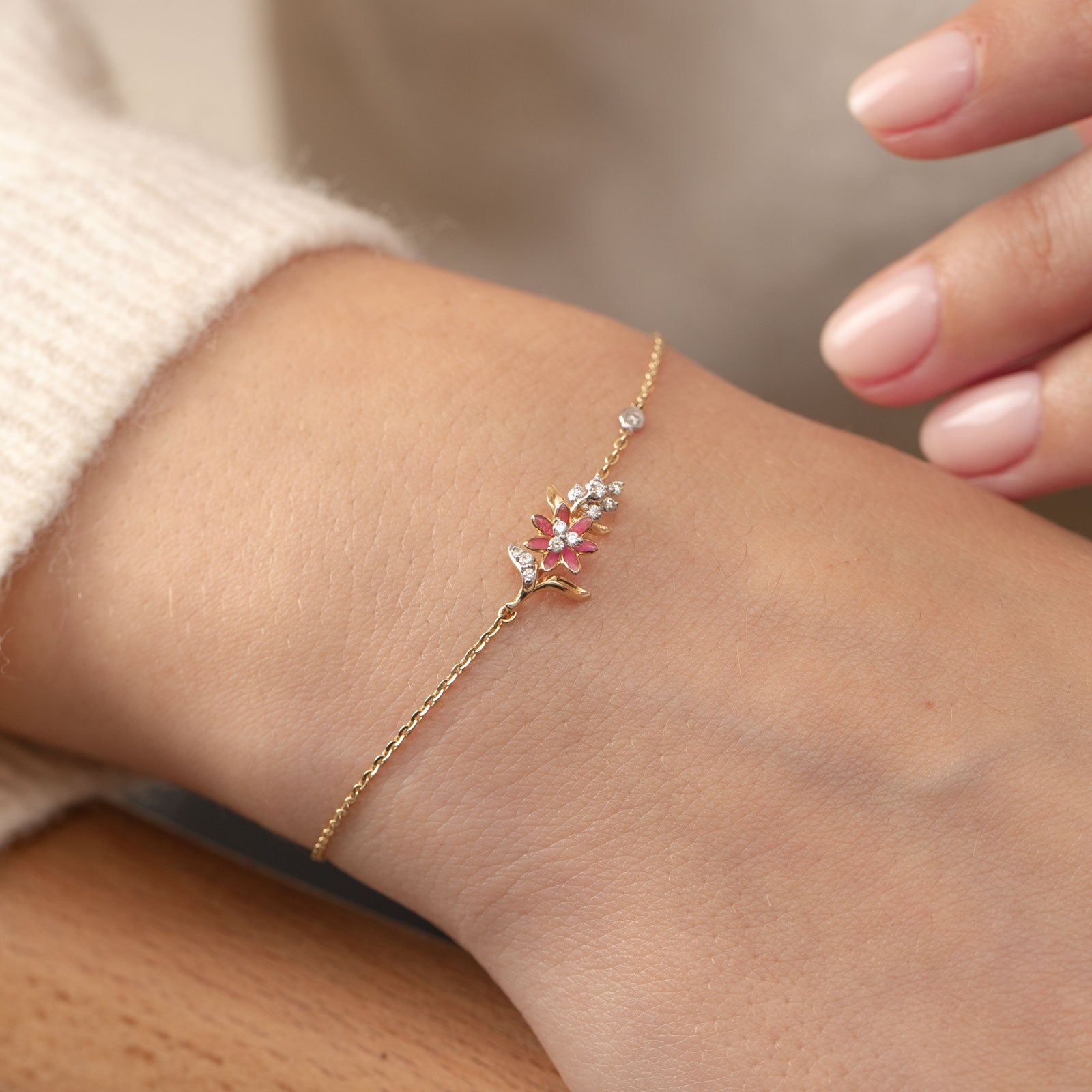 Captivating Flora Diamond Chain Bracelet