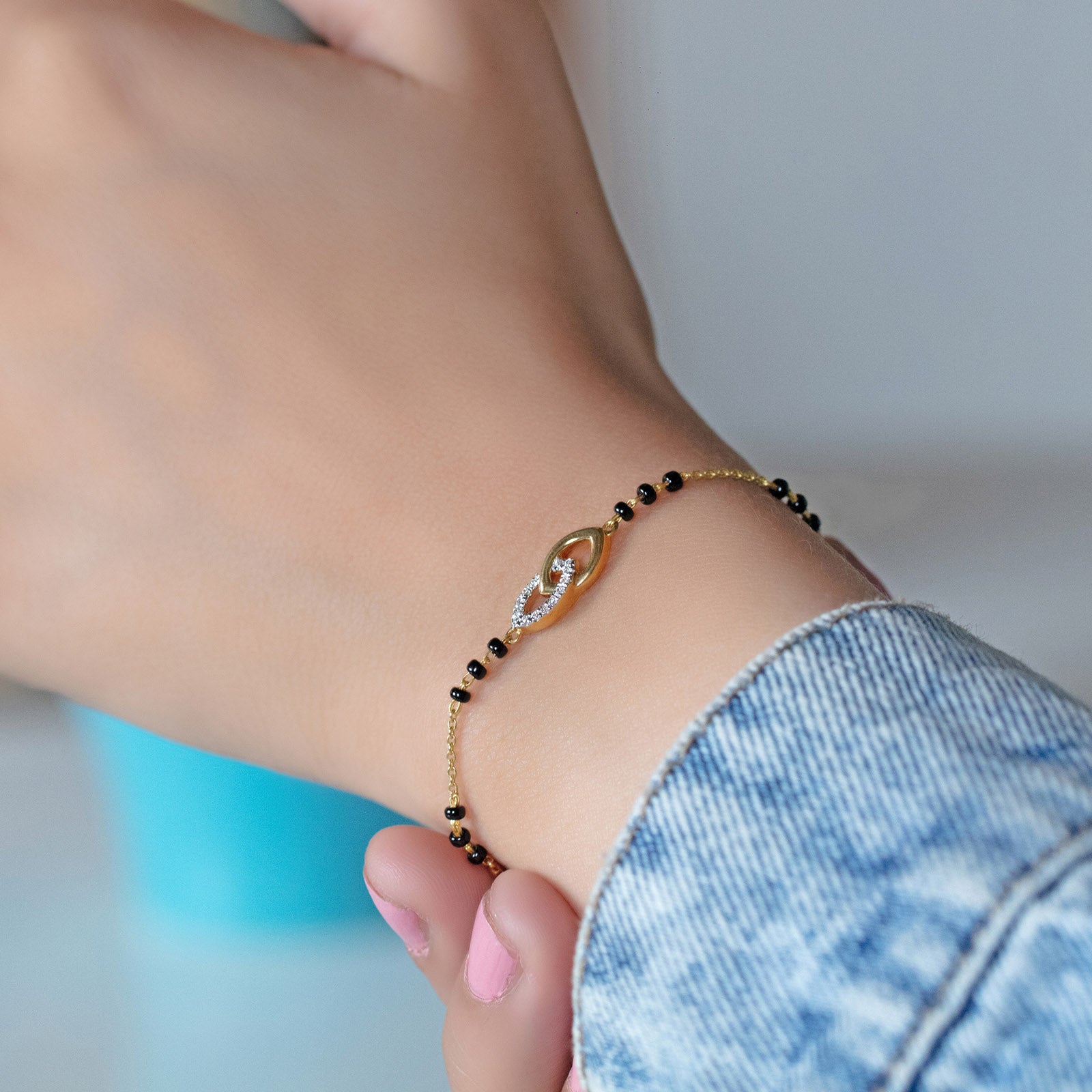 Amoli Diamond Mangalsutra Bracelet