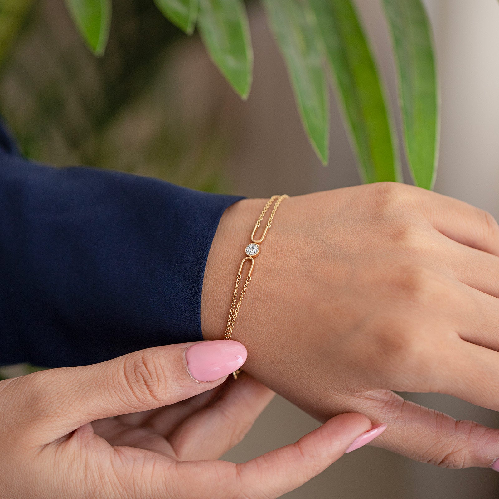 Elia Hug Diamond Bracelet