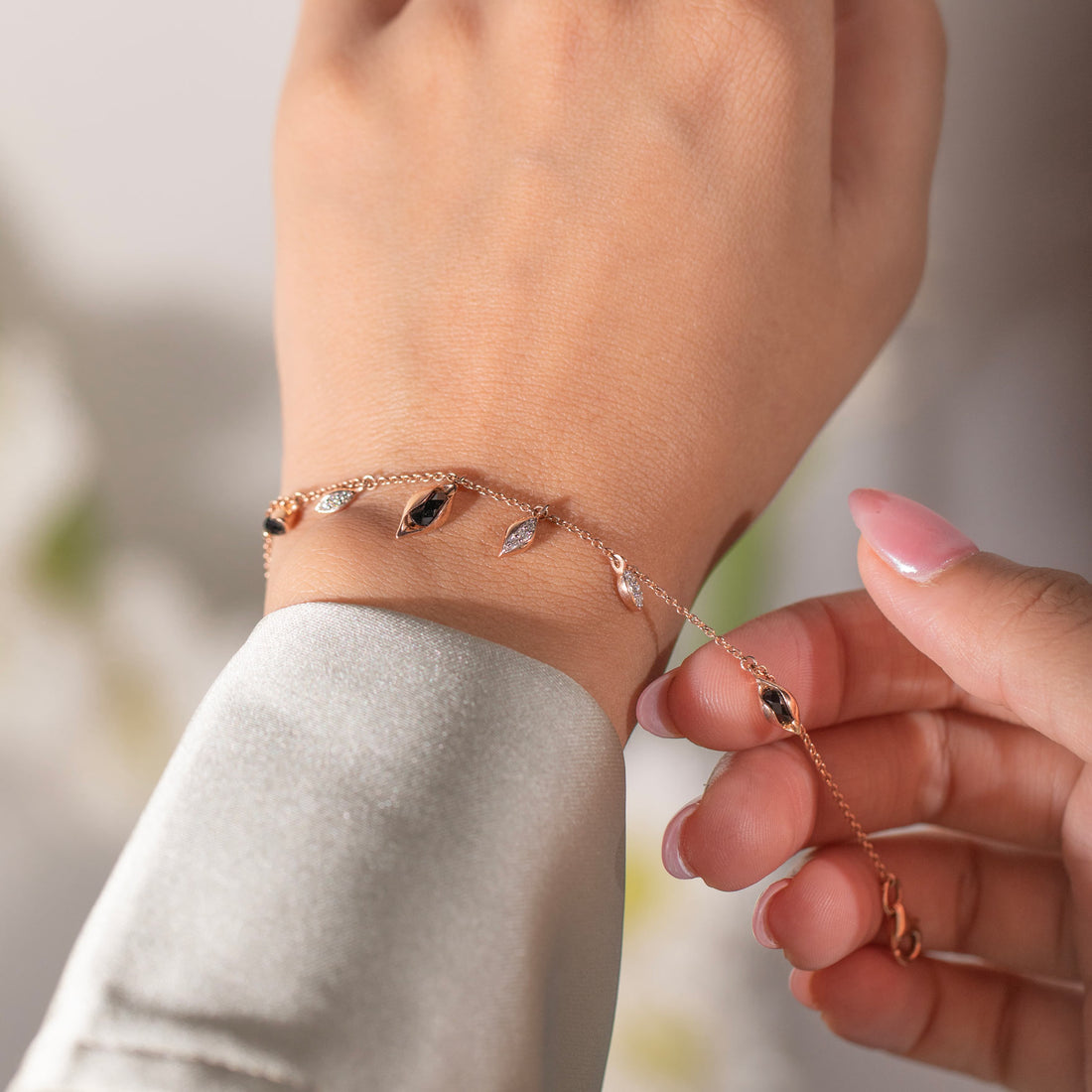 Hanging Buds Gemstone Chain Bracelet