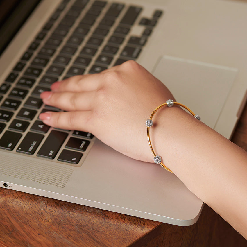 Glorious Orb Diamond Bangle
