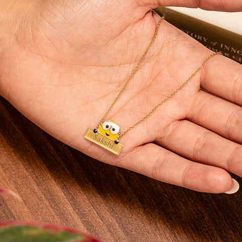 Peeking Minion Personalised Gold Necklace