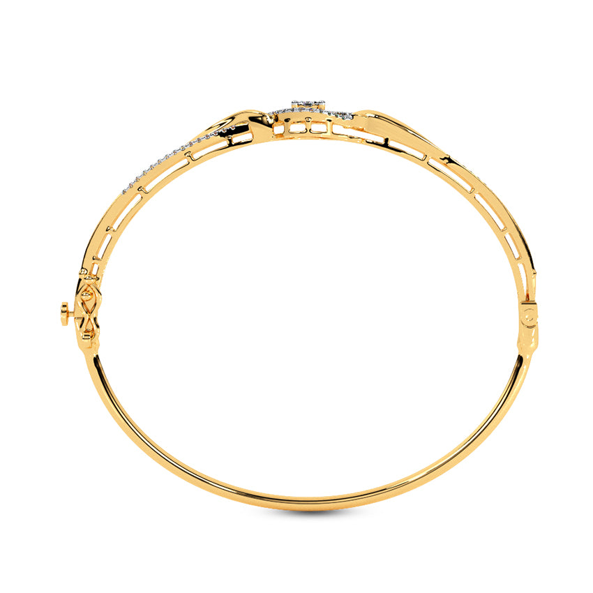 Gleaming Curve Diamond Bracelet