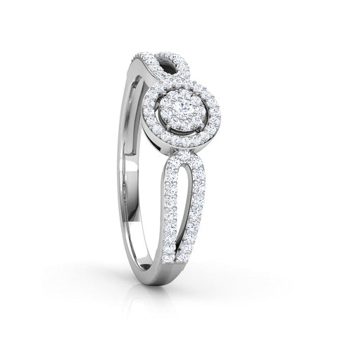 Emily Halo Diamond Ring