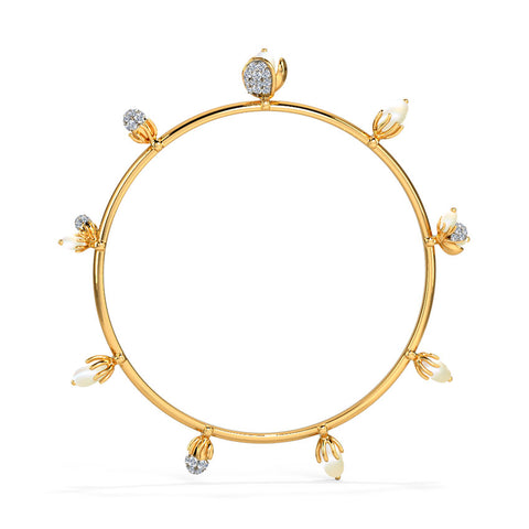 Swaying Pearl Bangle