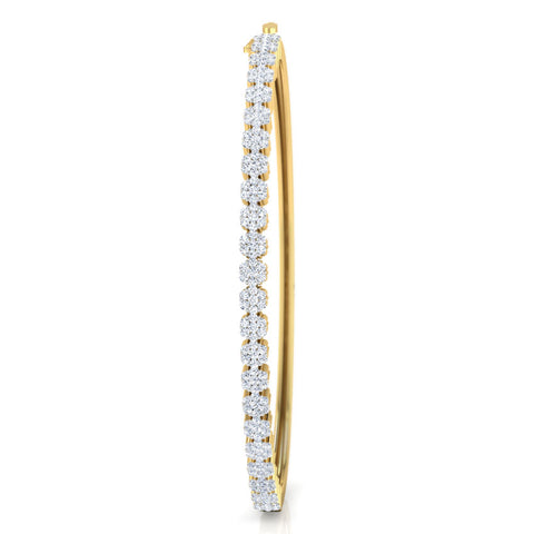 Elegant Cluster Diamond Bracelet