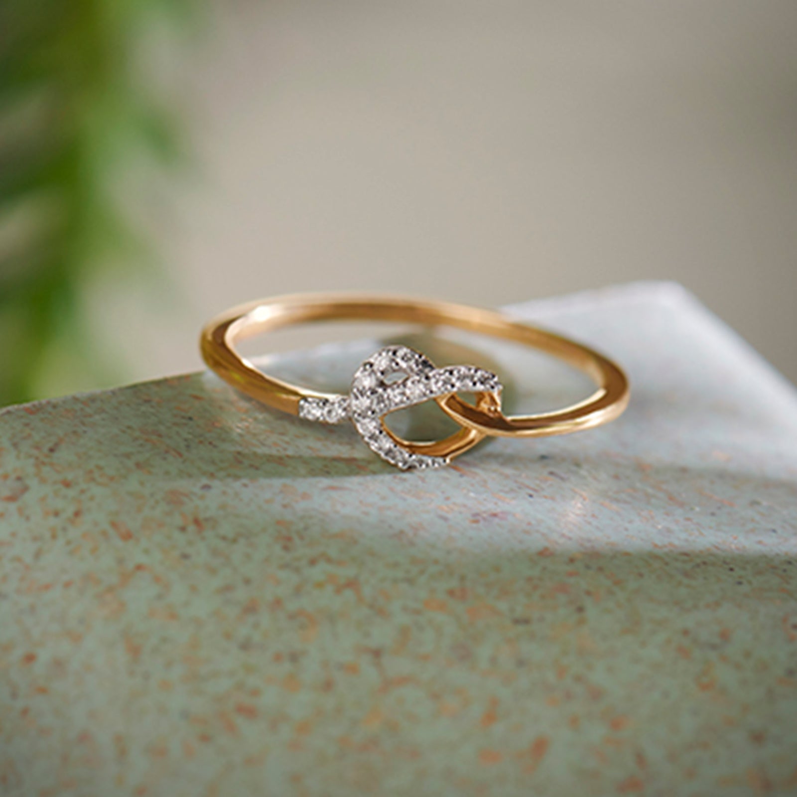 Silvia Love Knot Diamond Ring