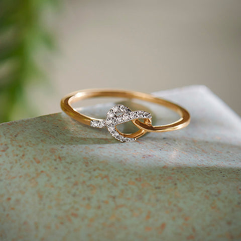 Silvia Love Knot Diamond Ring