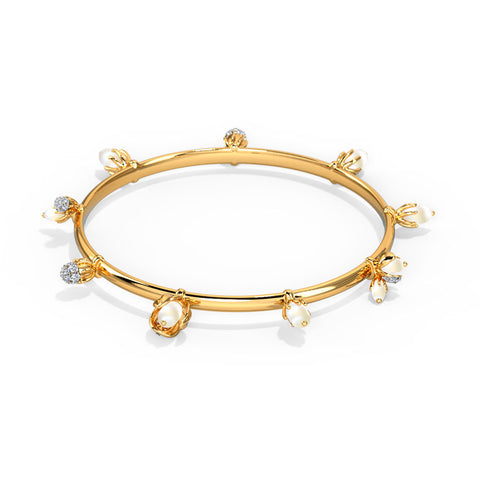Swaying Pearl Bangle
