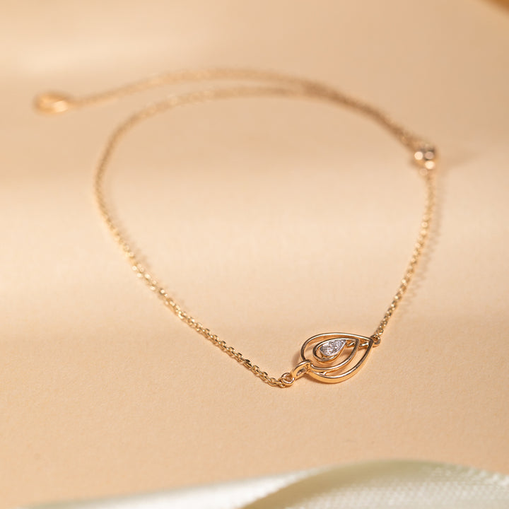 Pretty Leaf Adjustable Diamond Bracelet