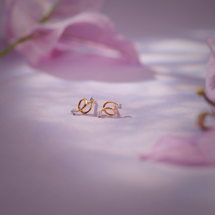 Sleek Twine Diamond Stud Earrings