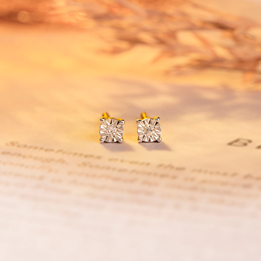 Emily Miracle Plate Diamond Stud Earrings