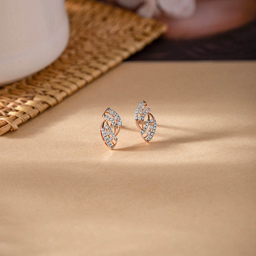 Ellie Wave Diamond Stud Earrings