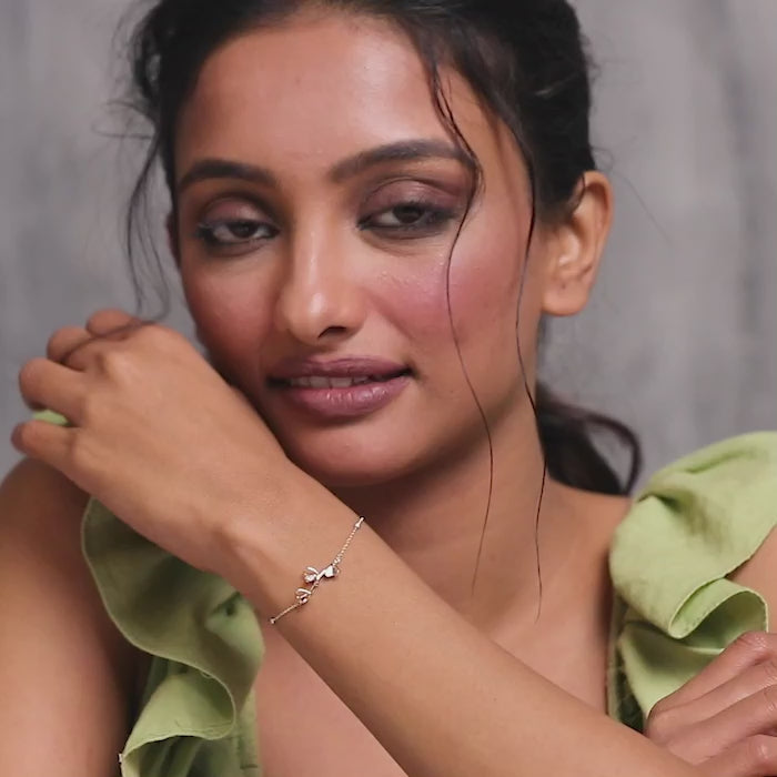 Adorable Clover Diamond Bracelet